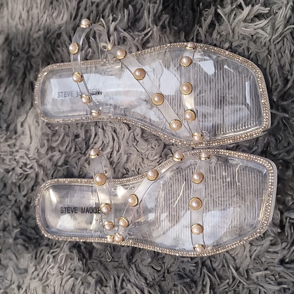 Steve Madden Nonii Pearl Studded Flat Saldals in Clear - Picture 6 of 12